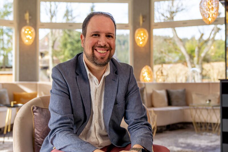 Daniel Bank - Reservations manager