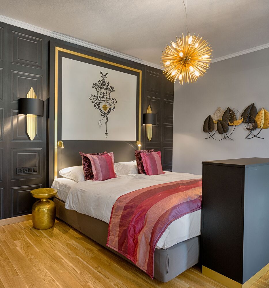 Classic Junior Suite with Bathroom