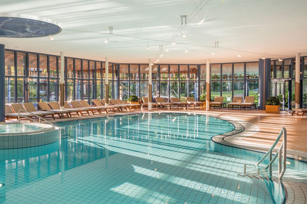 Wellness Area with Pool & Whirlpool