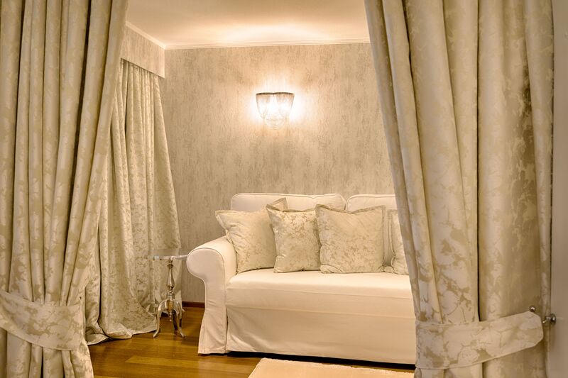 Classic Junior Suite Black Forest House Side Room