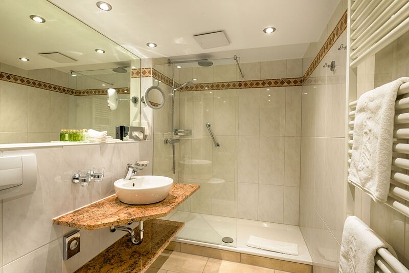 Classic Double Room Black Forest House - Bathroom